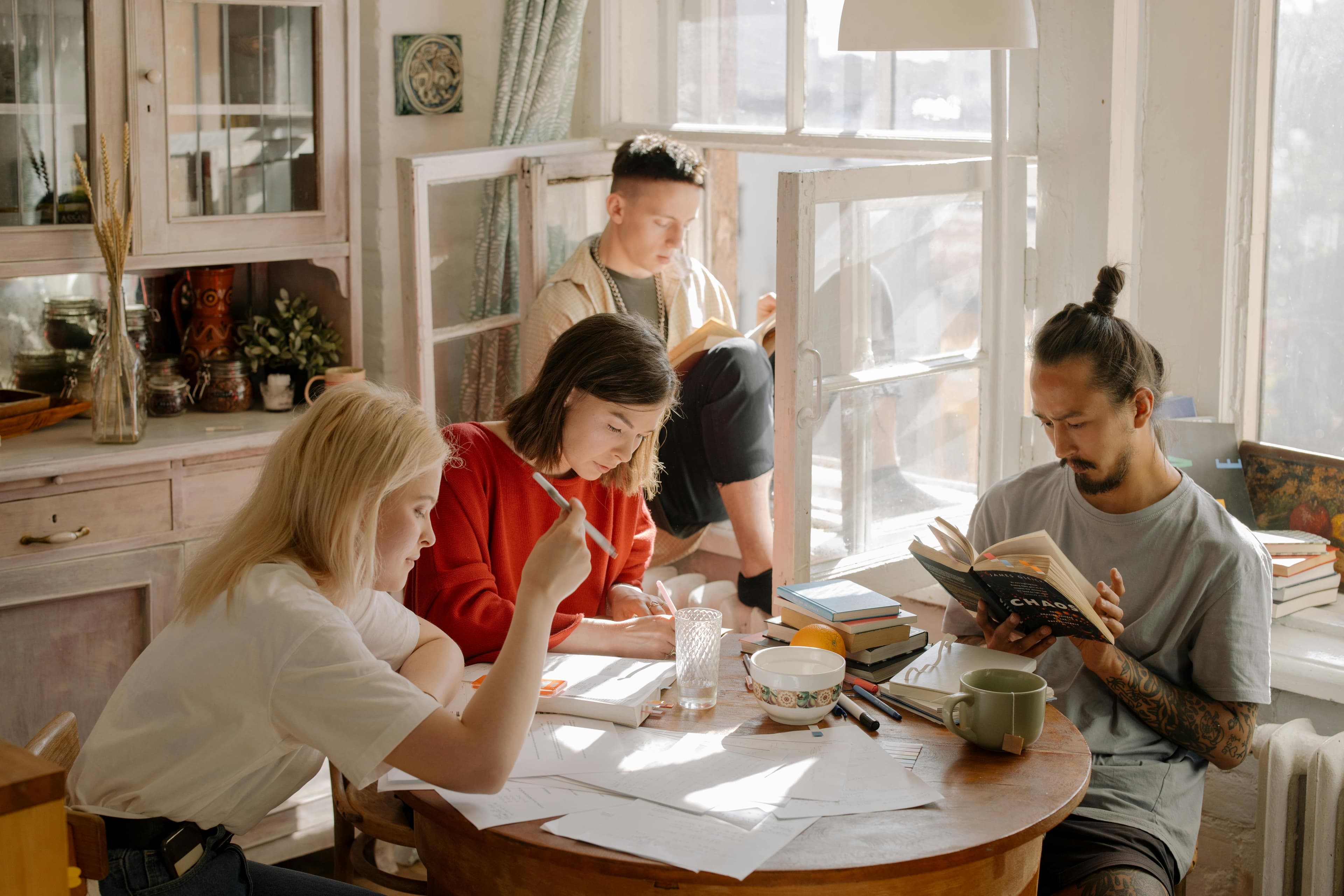 The Art of Balancing Academics and Extracurriculars